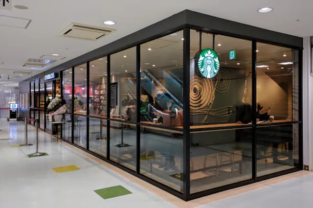 Starbucks Coffee - Shapo Koiwa