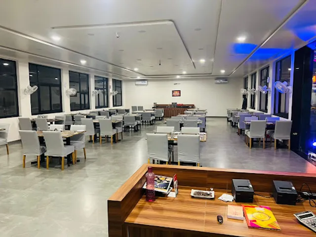 SHREE SURYAKANT FOOD MALL