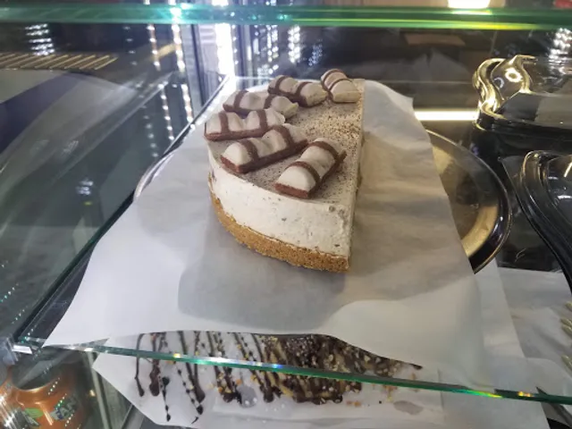 Flakes Dessert Parlour