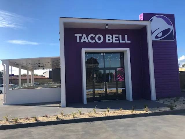 Taco Bell Hoppers Crossing