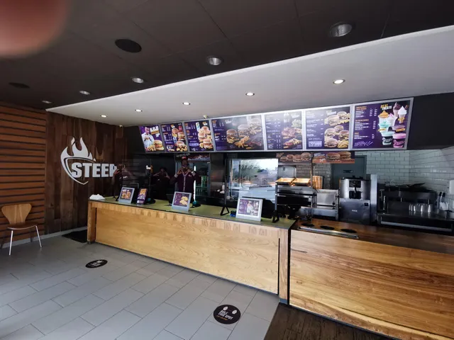 Steers