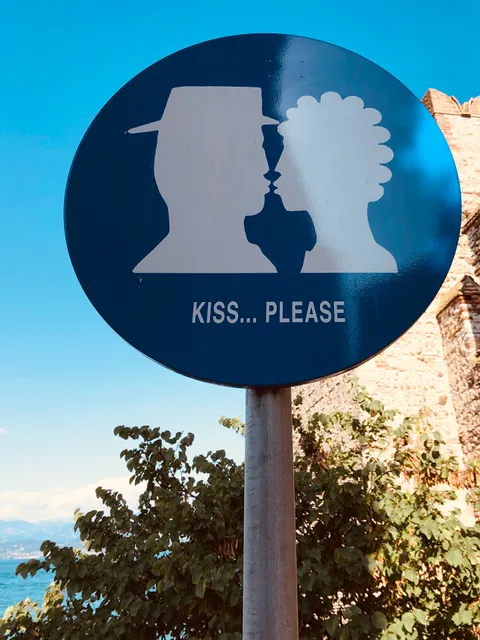 Kiss...please