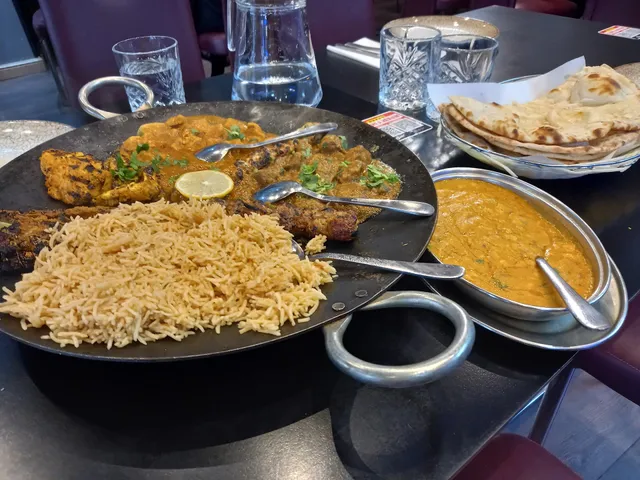 Lal Qila Restaurant