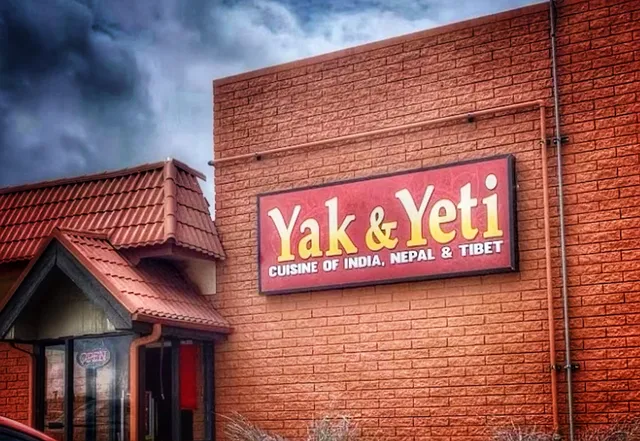 Yak & Yeti Bar & Lounge - La Junta