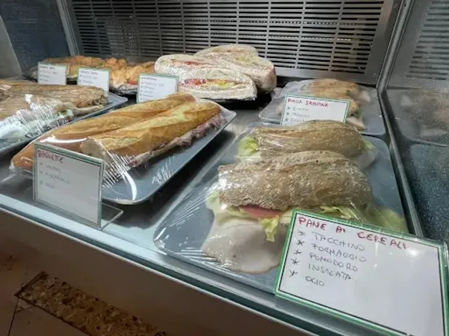 Bar IL Grottino SNC di di Tommaso Antonio & C