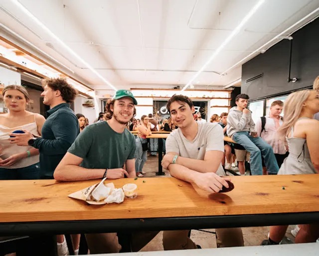 Plomo Quesadillas: Dickson St