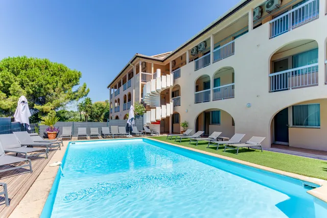 Hotel Belvédère Cannes-Mougins