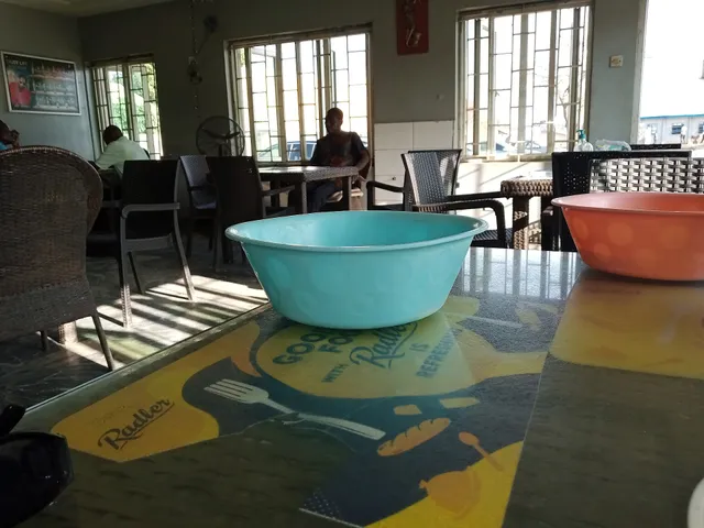 Aver Restaurant, High Level Area