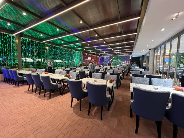 Aroos Damascus Restaurant