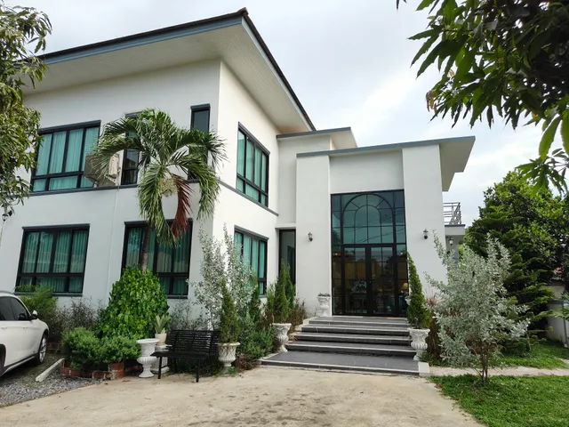 Romlaphass Boutique Villa