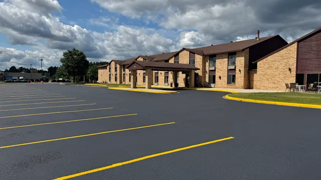 Days Inn by Wyndham Eagle River