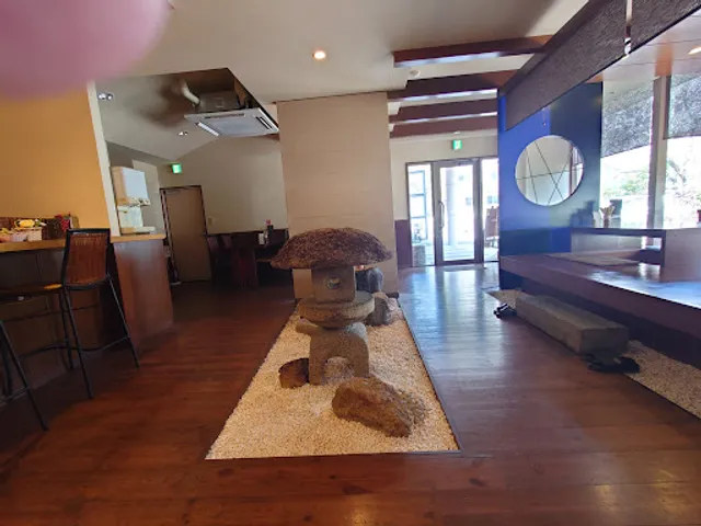 カフェレスト 傍ら