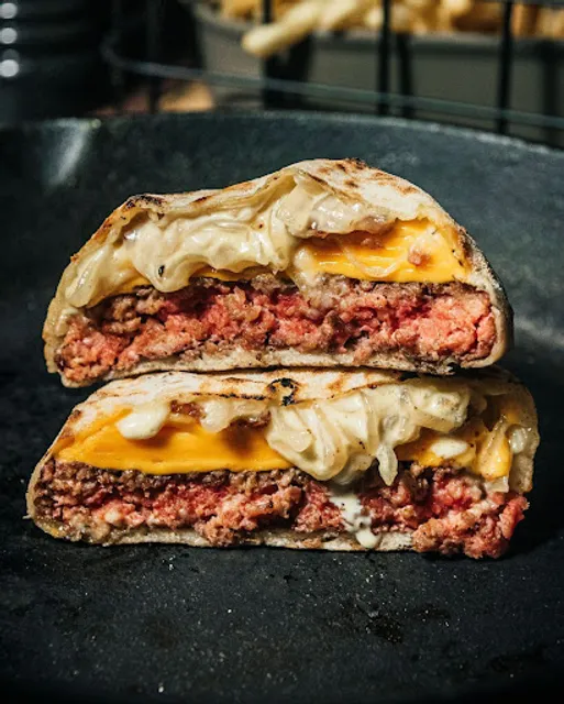 Inforno Burger D’Italia Águas Claras: Hambúrguer, Pizza, Sobremesas, Delivery DF