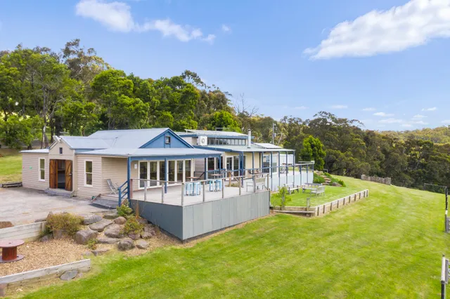 King Parrot Cottages and Event Centre