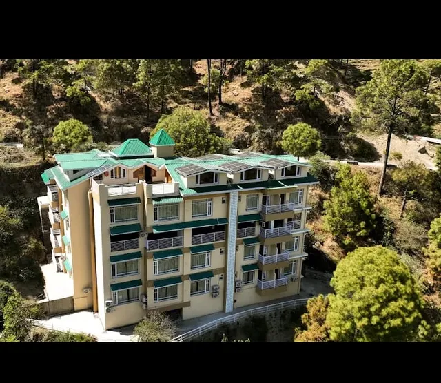 Hotel Rajgriha Kasauli