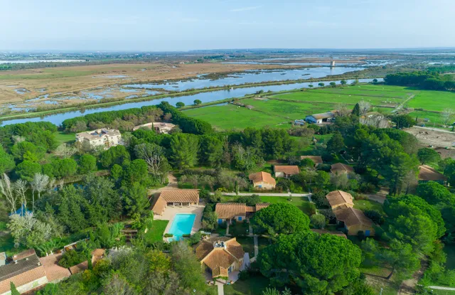 Hôtel Restaurant Le Mas Des Sables - Aigues-Mortes