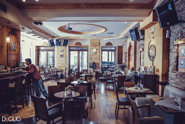 Propyleon Café - Meze - Bar