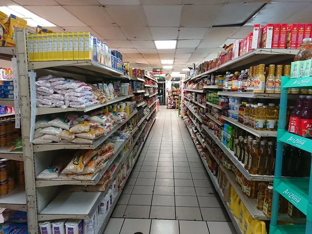 Fernandez Fruit Market