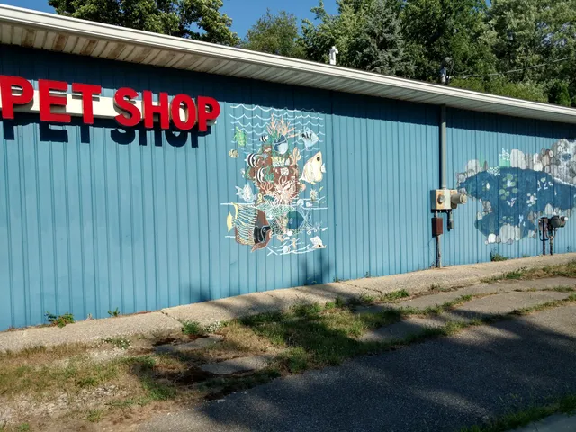 Somethin's Fishy Pet Shop Inc