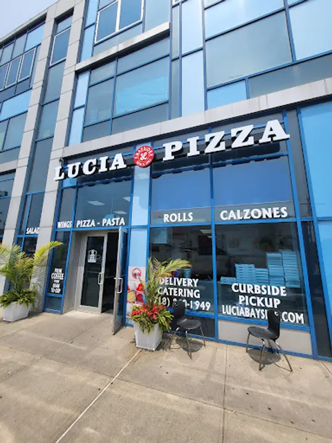 Lucia Pizza Bayside