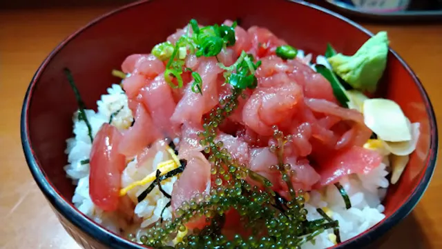 (有)カネヤマ水産 まぐろ屋本舗