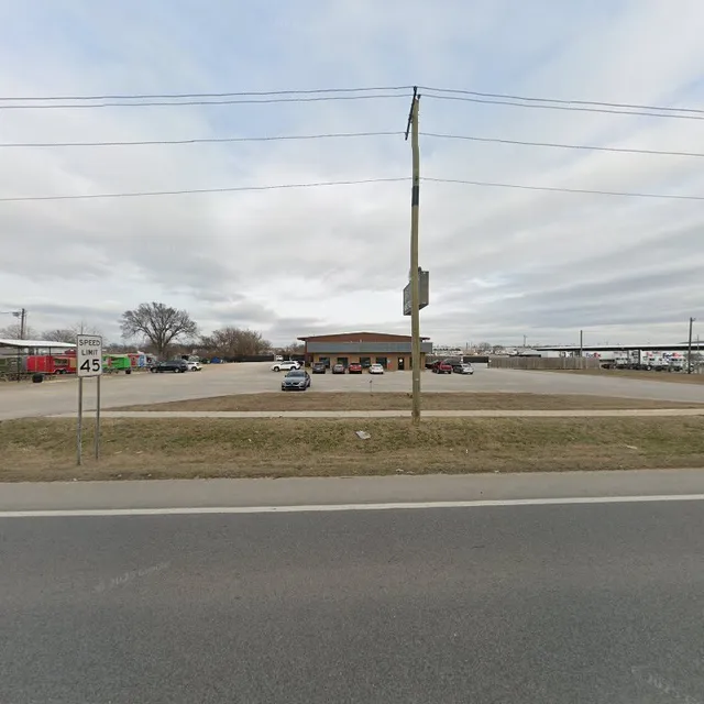 Yum-N-Go Food Truck Court