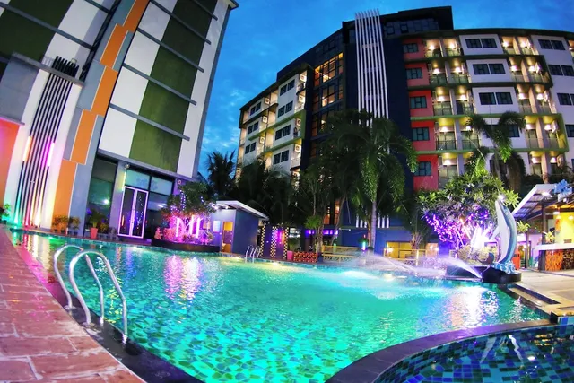 Arthitaya Green Nature Hotel & Lakkhana Poolside Resort