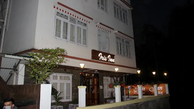 Iris Inn