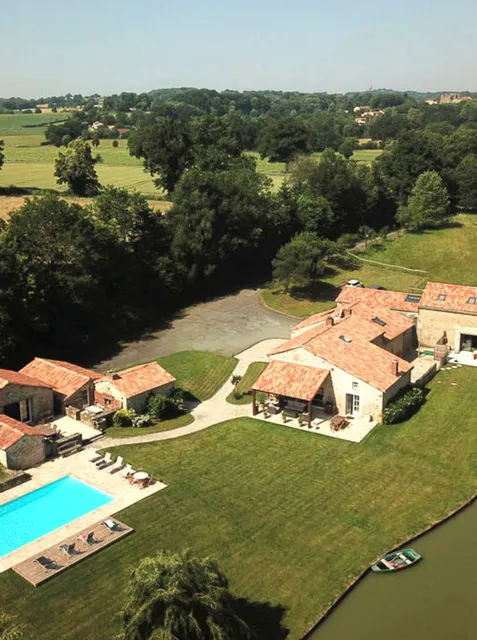 Gîtes et Chambres d'Hôtes - L'Etang Neuf