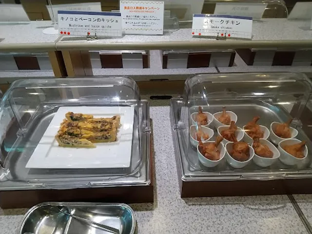 カフェレストラン トリアン