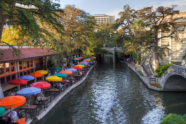 Courtyard by Marriott San Antonio Riverwalk