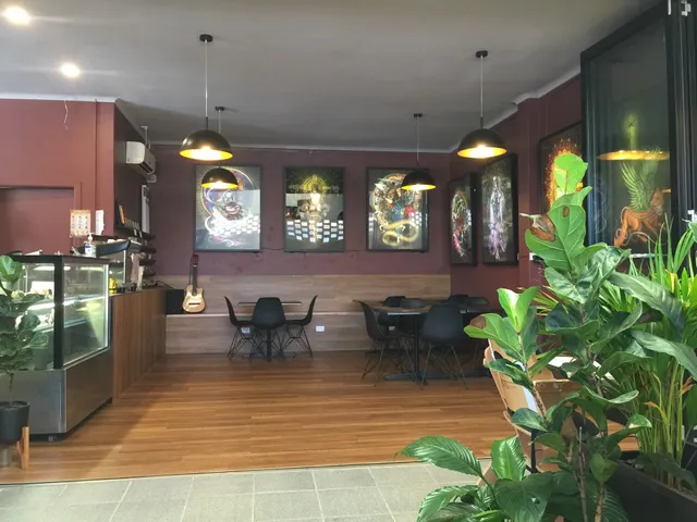 Wild Fox Cafe & Local Comics and Posters Shop