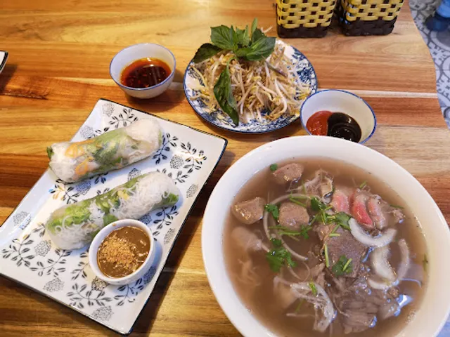 Pho Hoang Osborne