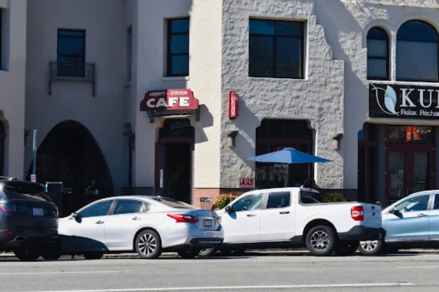 Merritt Station Cafe