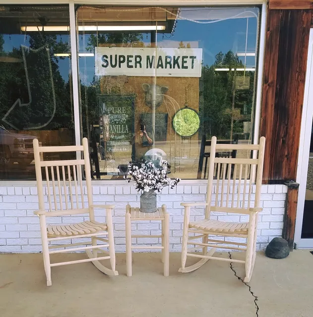 Broknbo Vintage Market