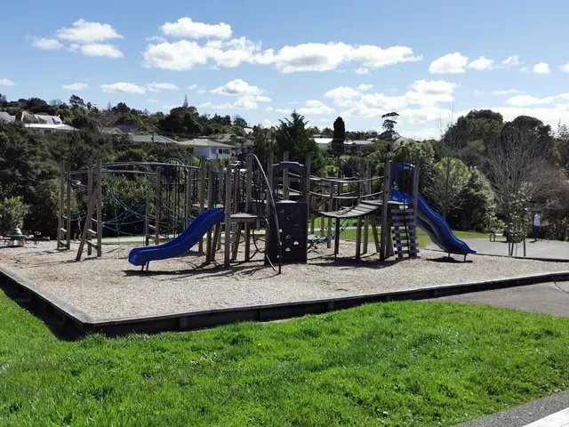 Ōkaurirahi / Ceramco Park