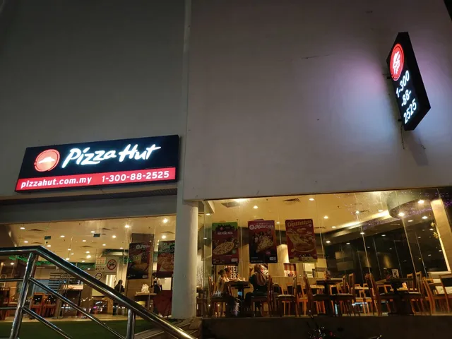Pizza Hut Restaurant Digital Mall