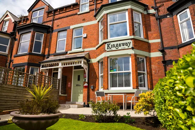 The Kingsway Guesthouse | Scarborough | LOWEST PRICE DIRECT