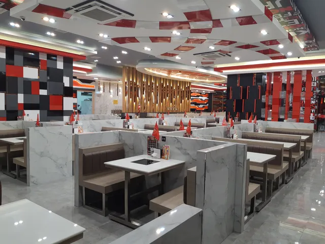 Suki Teenoi Rainforest Green Community