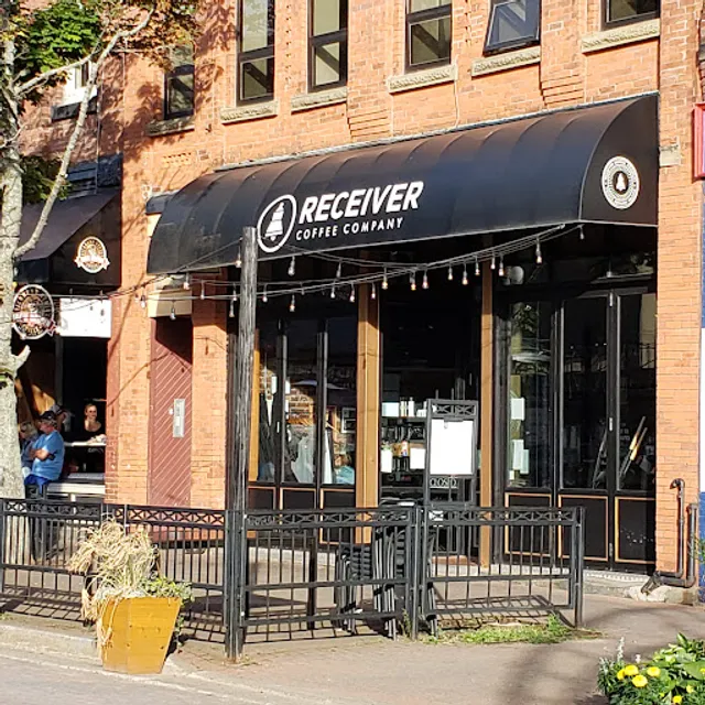 Receiver Cafe & Bistro
