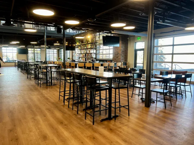 The Station District Bar and Eatery