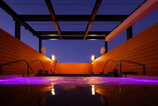 Sauna & Capsule Hotel Rumor Plaza