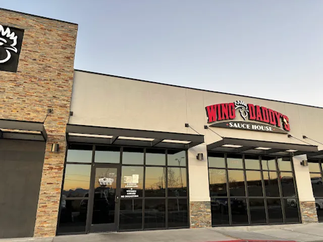 Wing Daddy's Sauce House