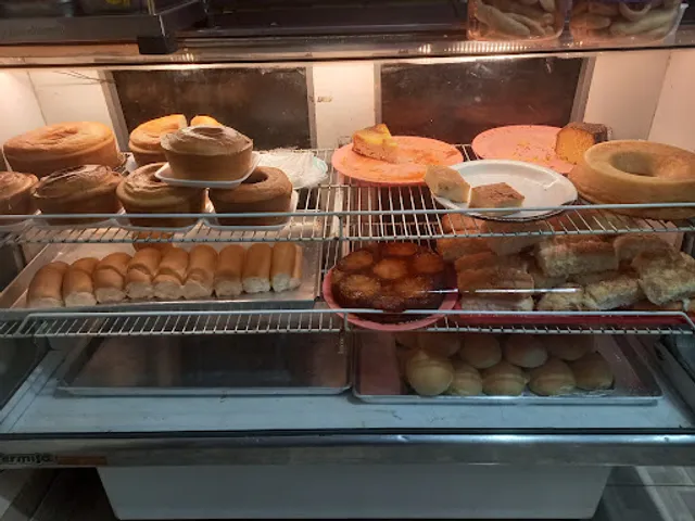 Padaria e pão de queijo Aurora