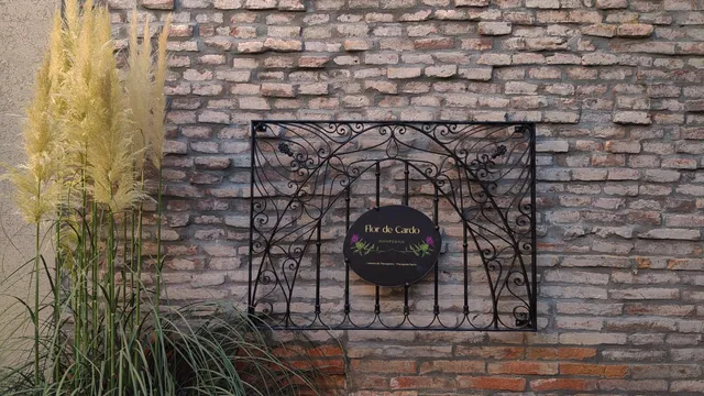 Flor de Cardo Hospedaje