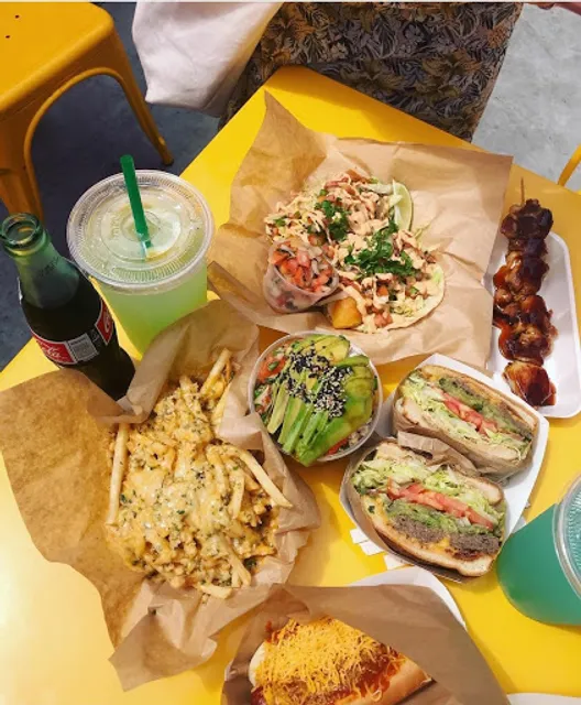 Ocean Front Kitchen x Poki-Poke