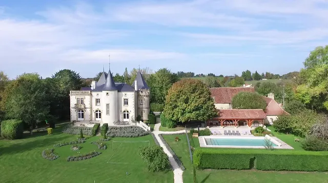 Le Manoir Holiday Accommodation