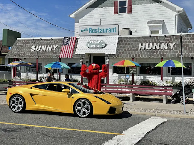 Sunny Hunny by the Sea Family Restaurant & Pancake House