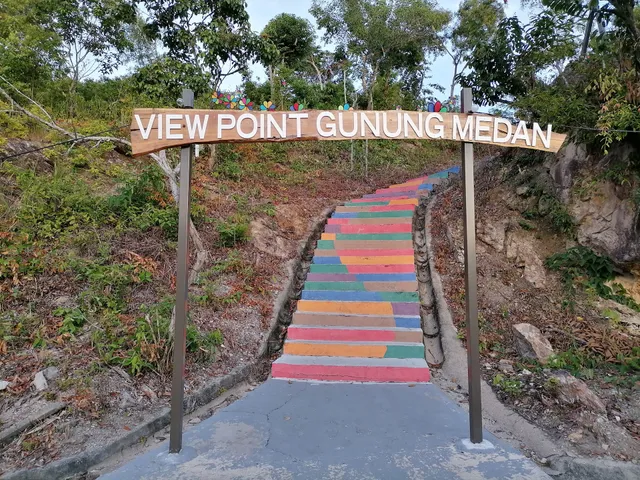 Gunung Medan Glamping & Cafe Perlis