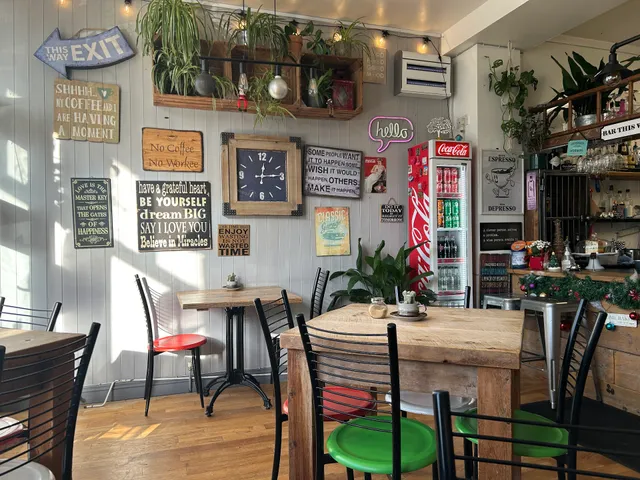 Cafe and Bistro Tio Leo